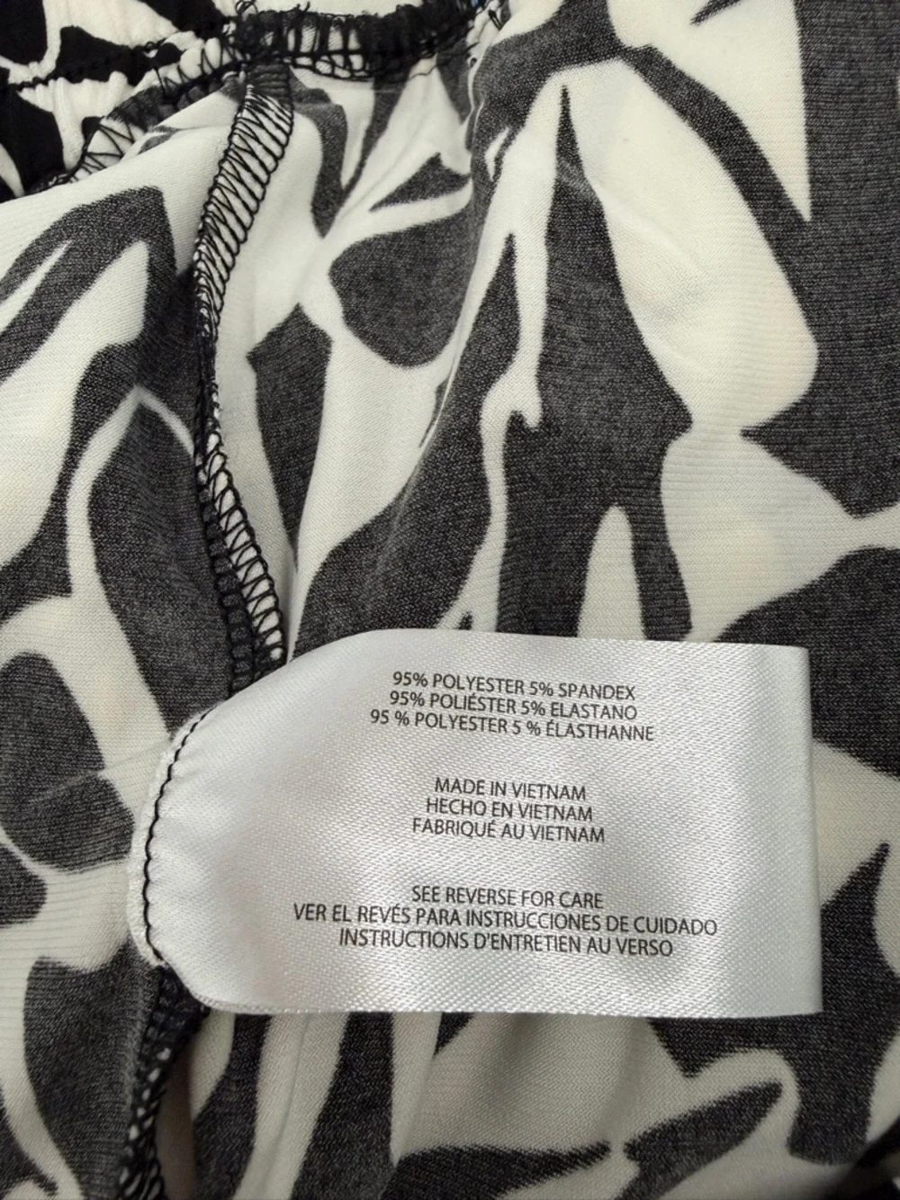 Three Dots Pants Womens L Black White Print Palazzo Resortwear Boho Comfy NWT - Picture 12 of 13